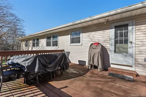 39 Benjamin Road Mahopac NY 10541
