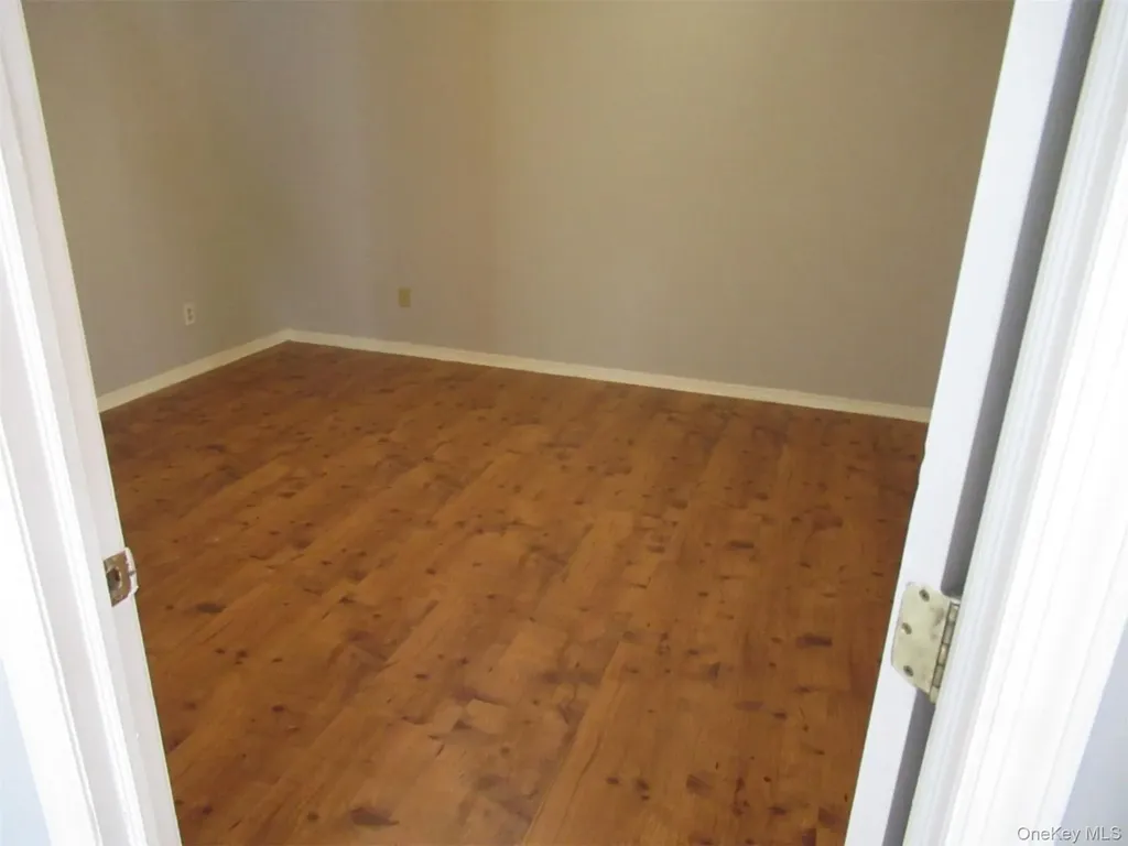 6091 54th Street Maspeth NY 11378