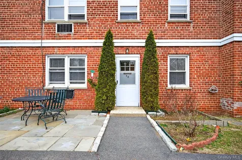 125 N Washington Avenue Hartsdale NY 10530