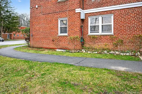 125 N Washington Avenue Hartsdale NY 10530