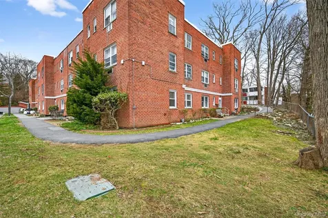 125 N Washington Avenue Hartsdale NY 10530