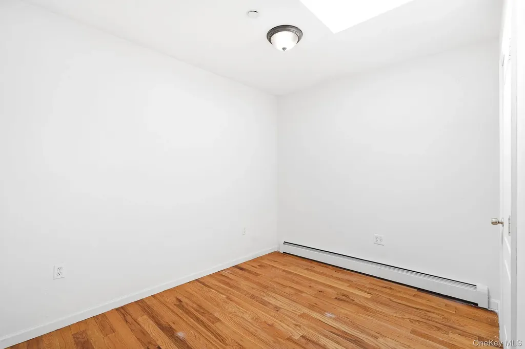 747 E 213th Street Bronx NY 10467
