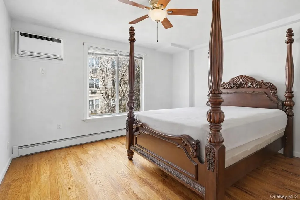 747 E 213th Street Bronx NY 10467