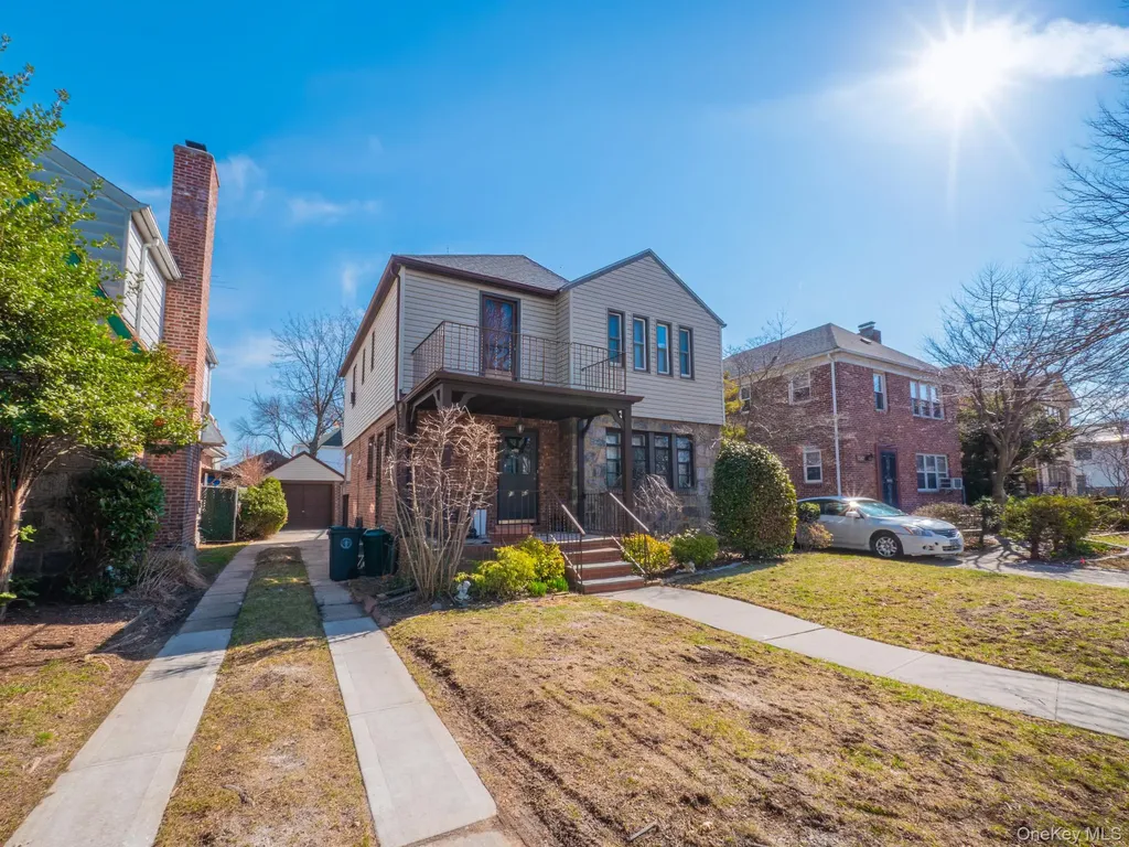 7363 195th Street Fresh Meadows NY 11366