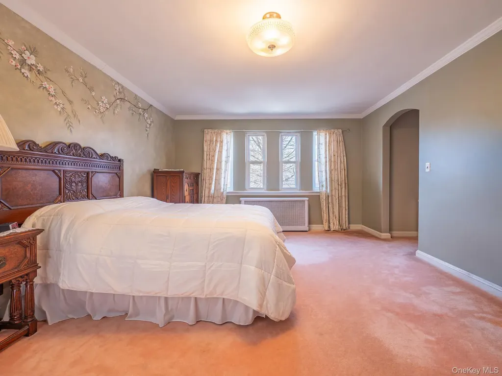 7363 195th Street Fresh Meadows NY 11366