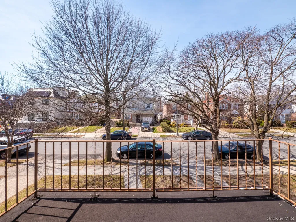 7363 195th Street Fresh Meadows NY 11366