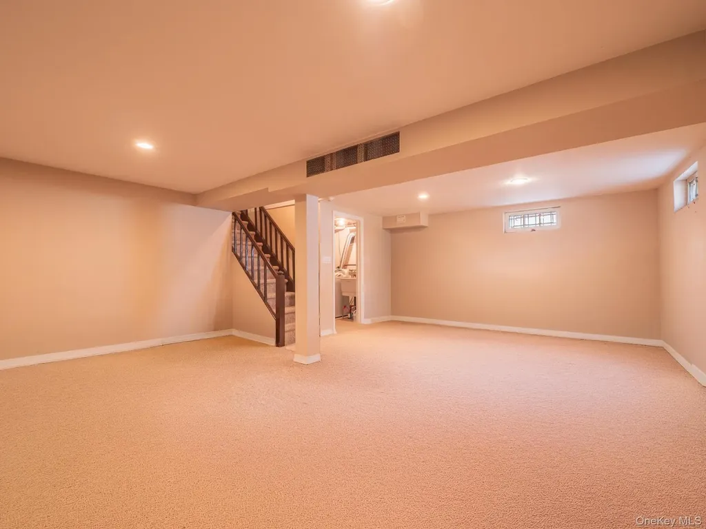 7363 195th Street Fresh Meadows NY 11366