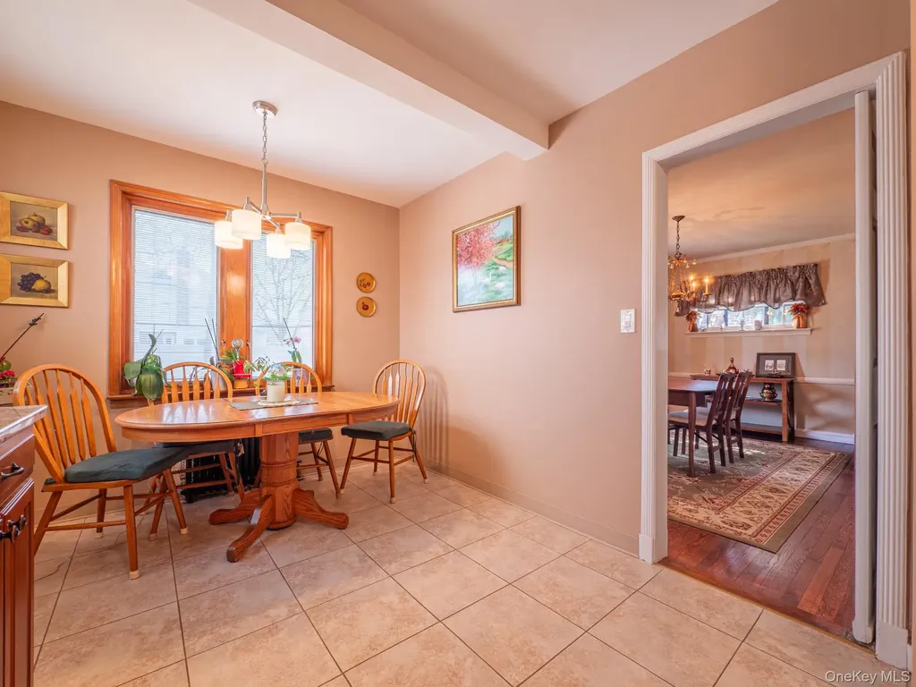 7363 195th Street Fresh Meadows NY 11366