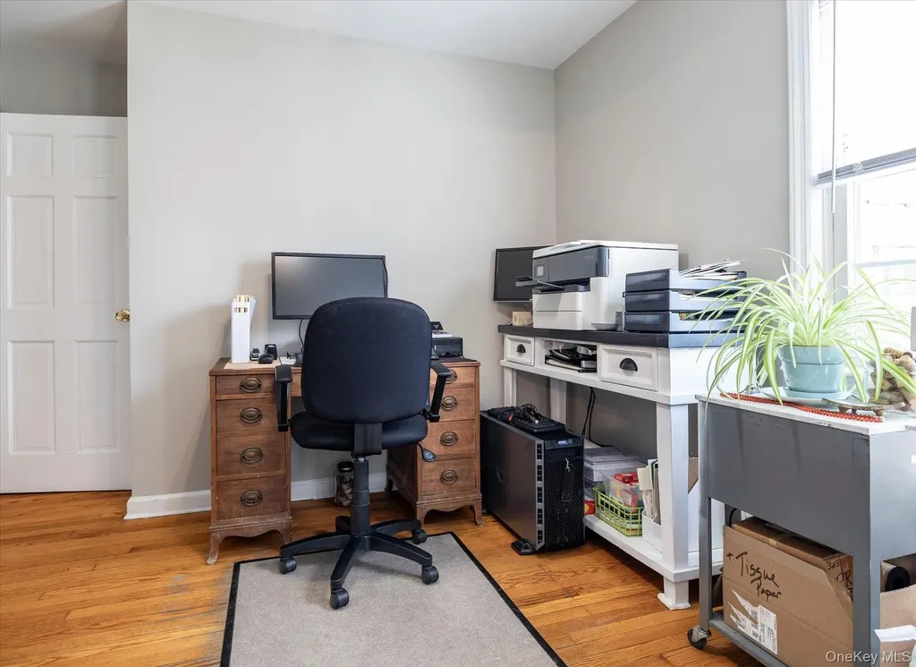 11 Maple Street Malverne NY 11565
