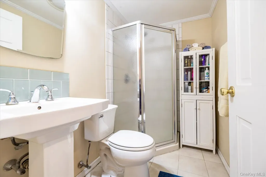 11 Maple Street Malverne NY 11565