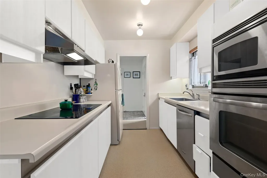 22 Waters Edge Rye NY 10580