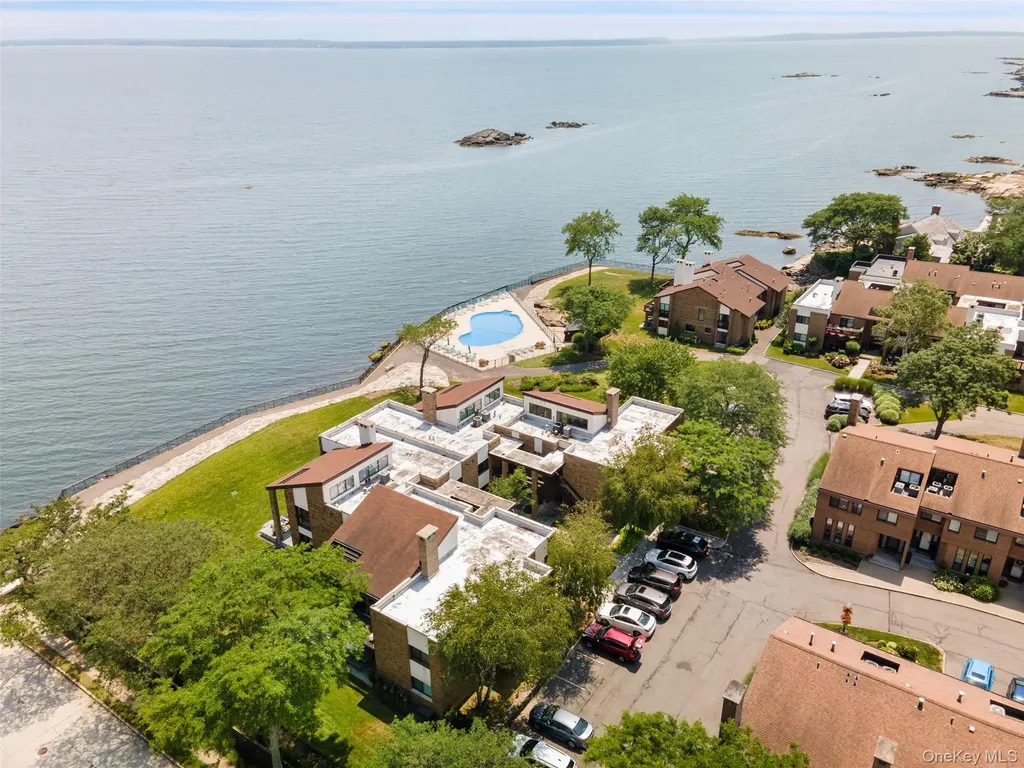 22 Waters Edge Rye NY 10580