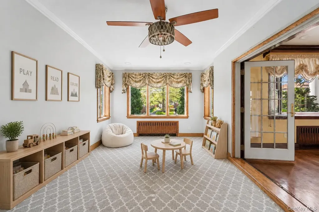 23 Center Drive Malba NY 11357