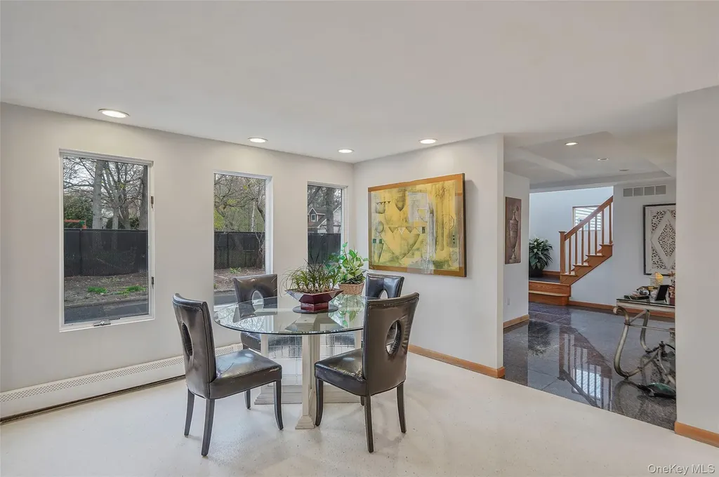 61 Park Avenue Blue Point NY 11715