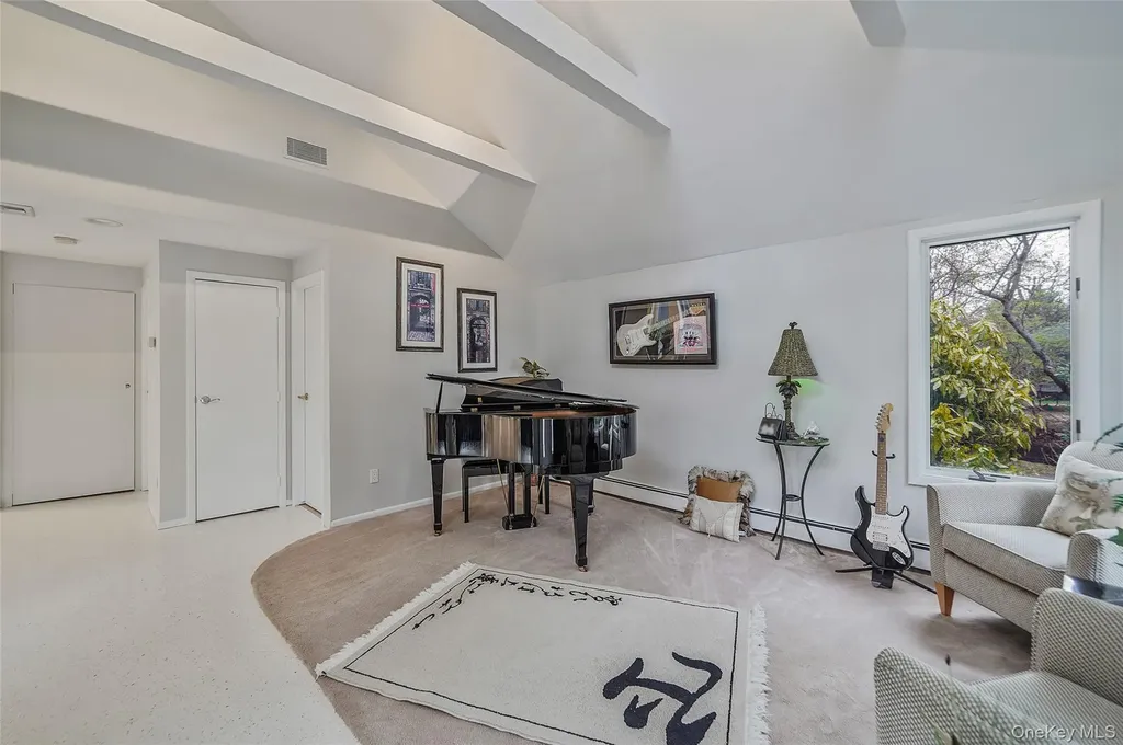 61 Park Avenue Blue Point NY 11715