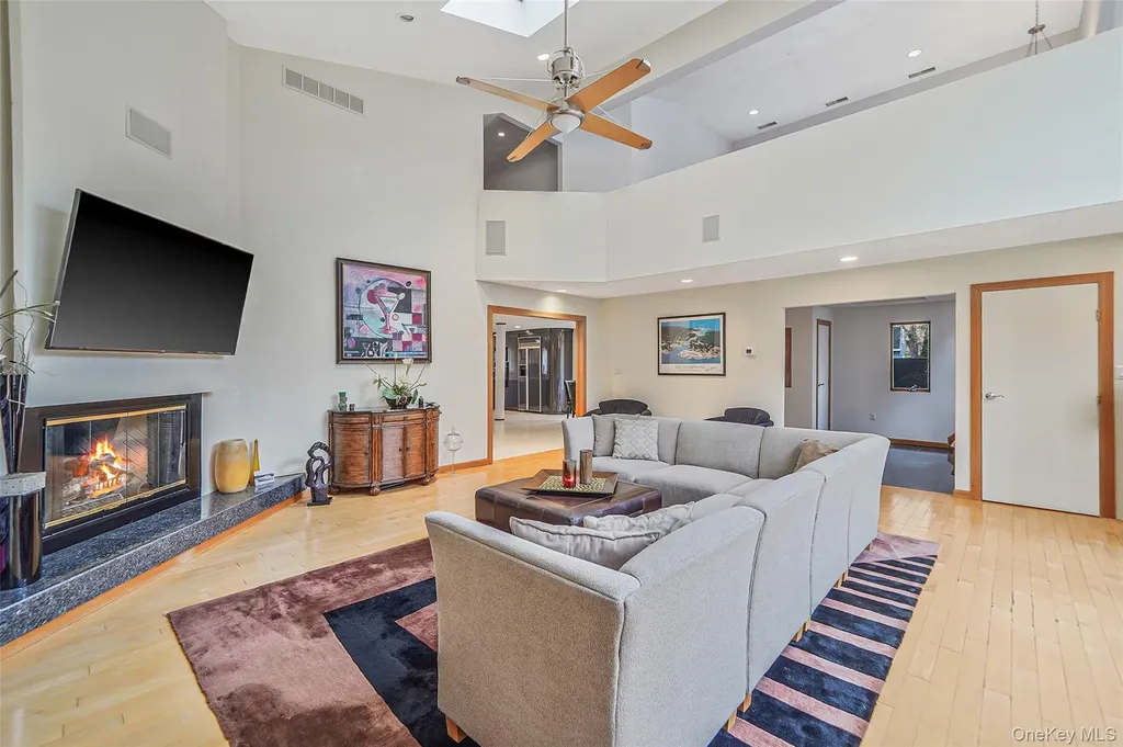 61 Park Avenue Blue Point NY 11715