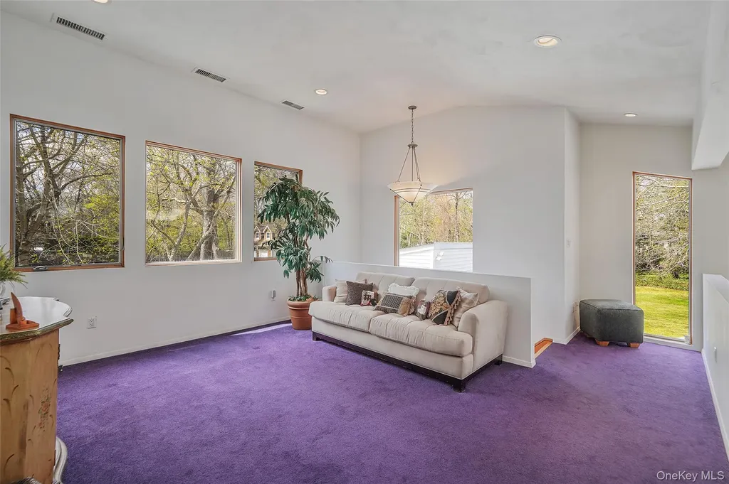 61 Park Avenue Blue Point NY 11715
