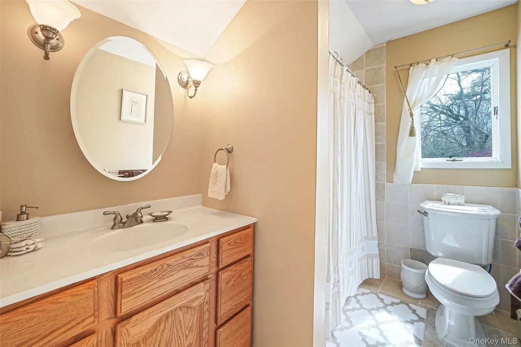 61 Park Avenue Blue Point NY 11715