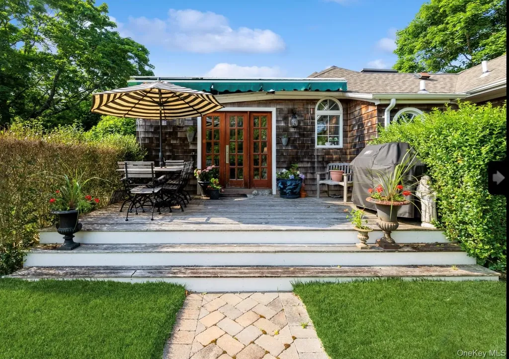 56 Lamb Avenue Quogue NY 11959