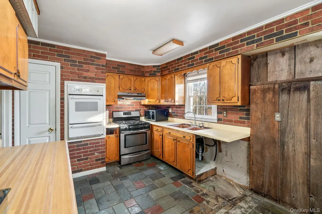 50 Brola Road Middletown NY 10940
