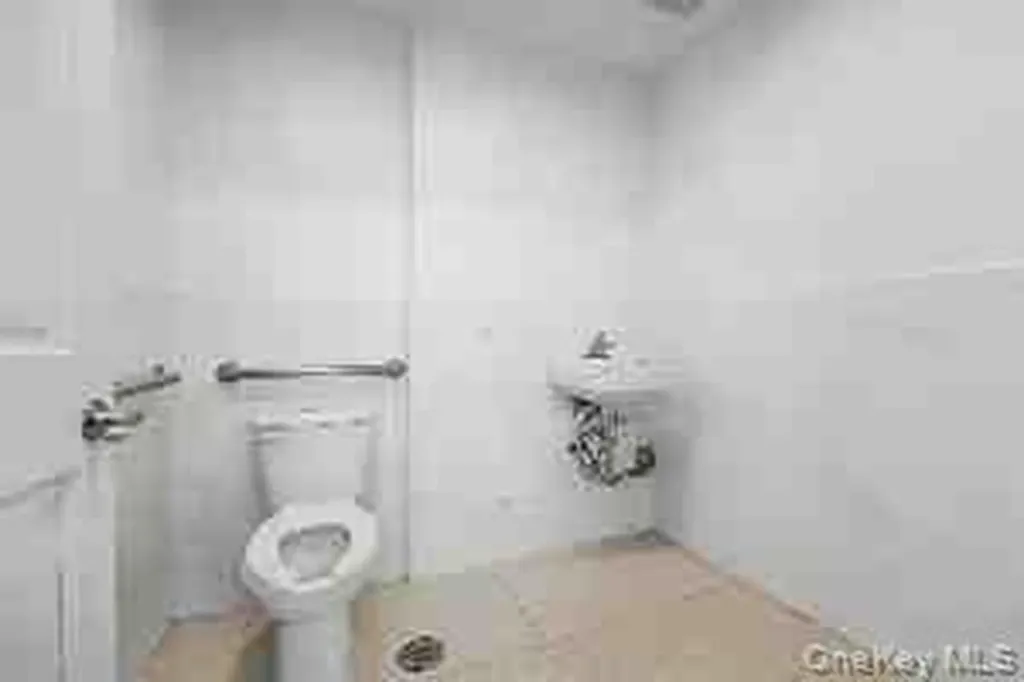 850 57th Street Brooklyn NY 11220