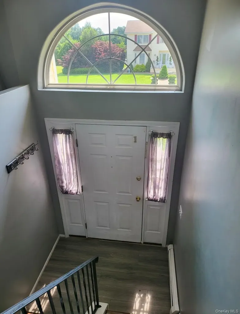 20 Tammy Drive Middletown NY 10941