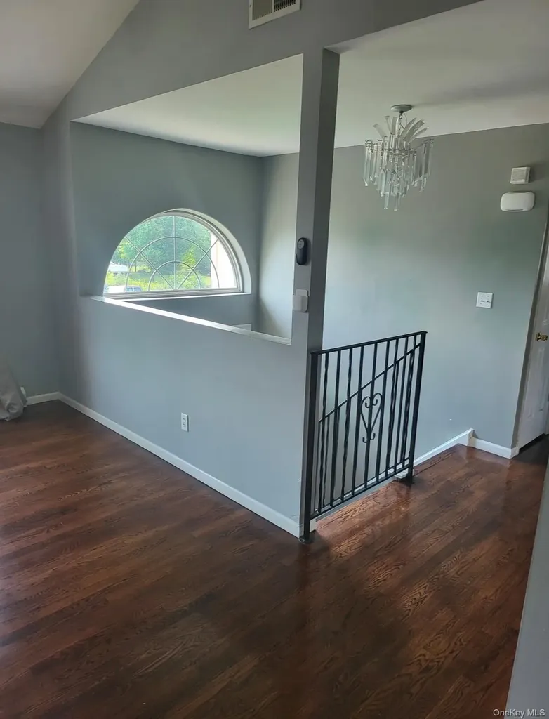 20 Tammy Drive Middletown NY 10941