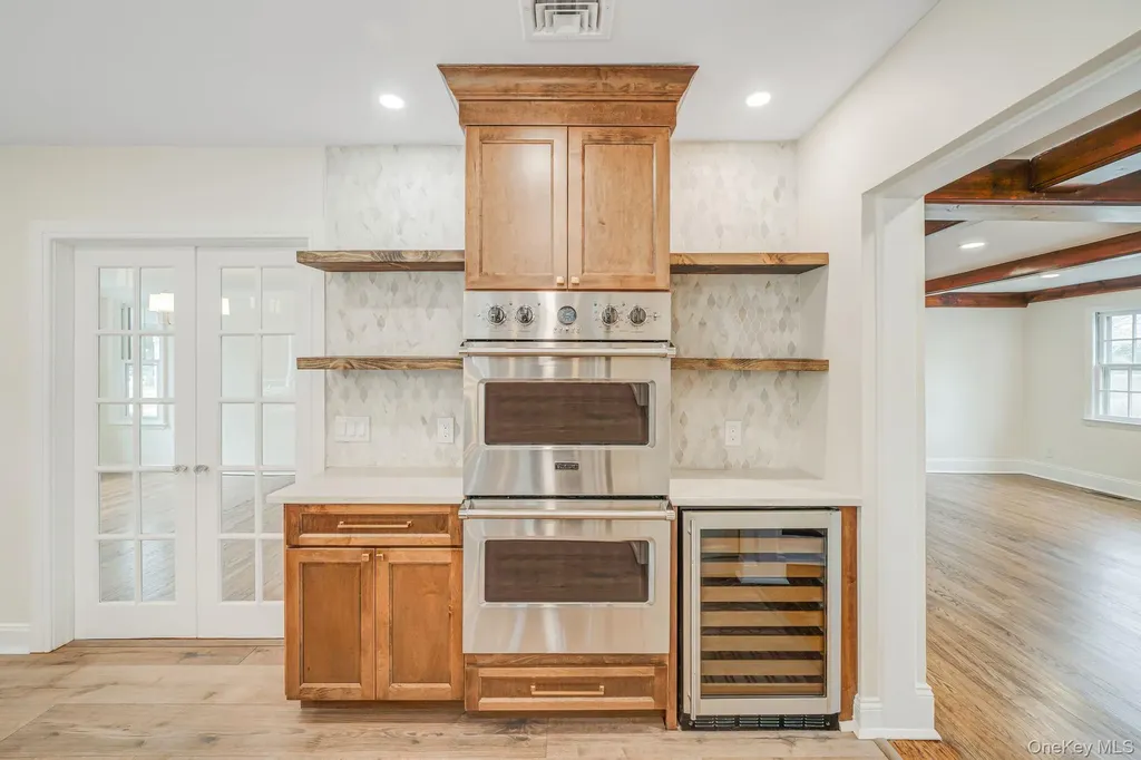 61 Ocean Avenue Islip NY 11751