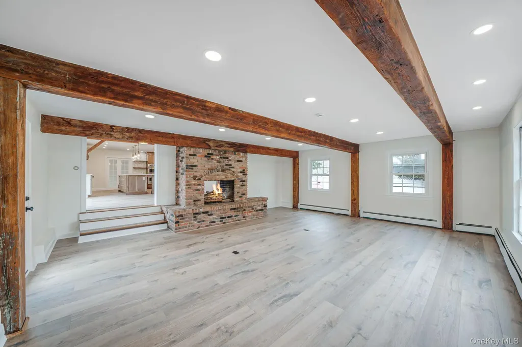 61 Ocean Avenue Islip NY 11751