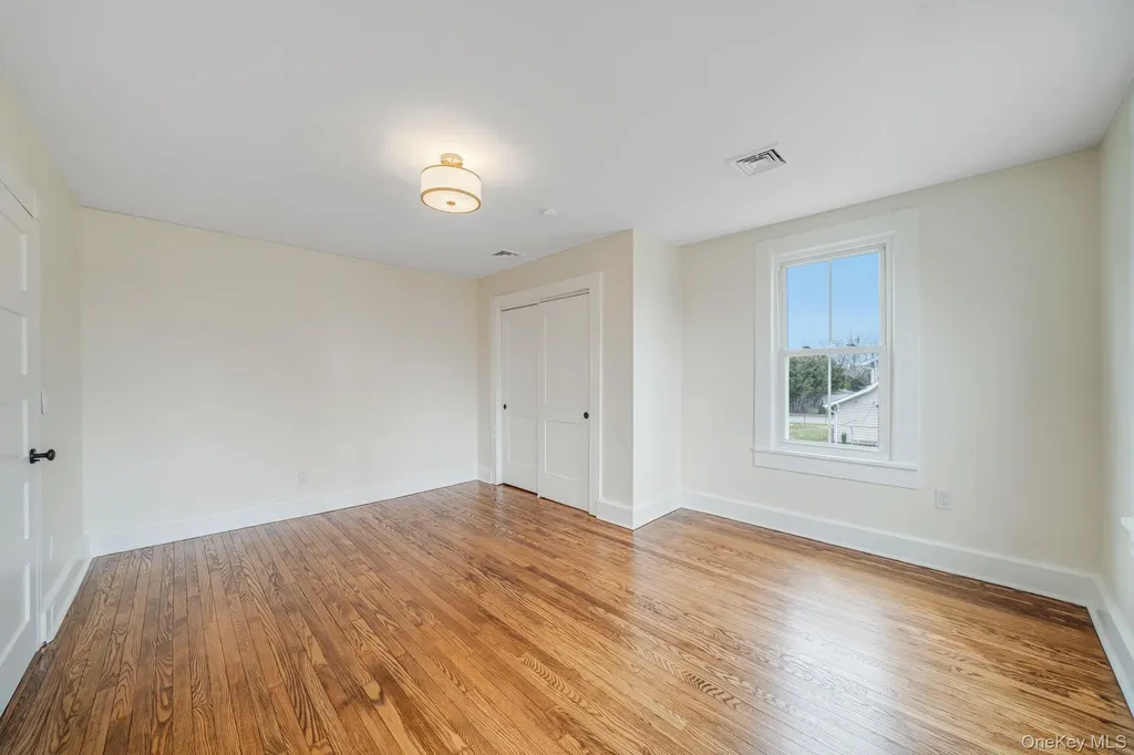 61 Ocean Avenue Islip NY 11751