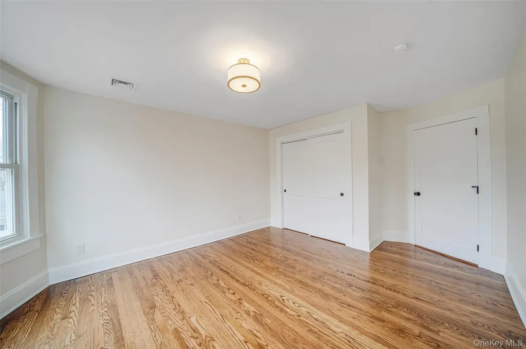61 Ocean Avenue Islip NY 11751