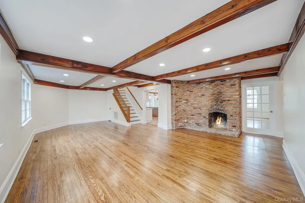 61 Ocean Avenue Islip NY 11751