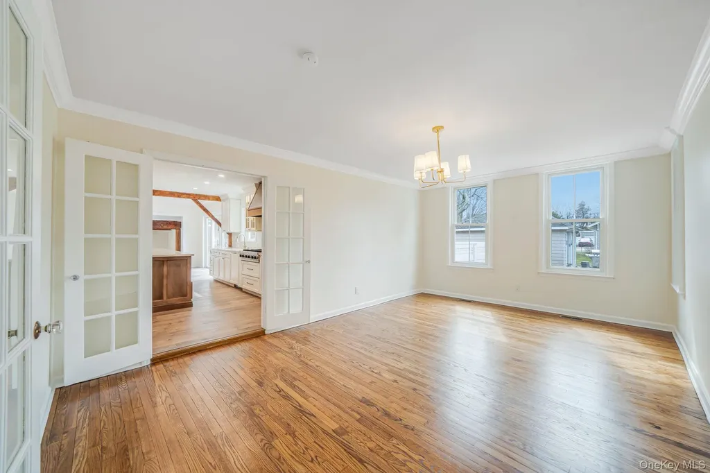 61 Ocean Avenue Islip NY 11751