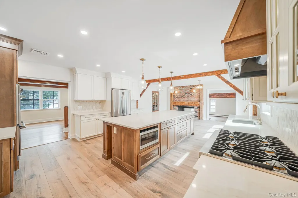 61 Ocean Avenue Islip NY 11751