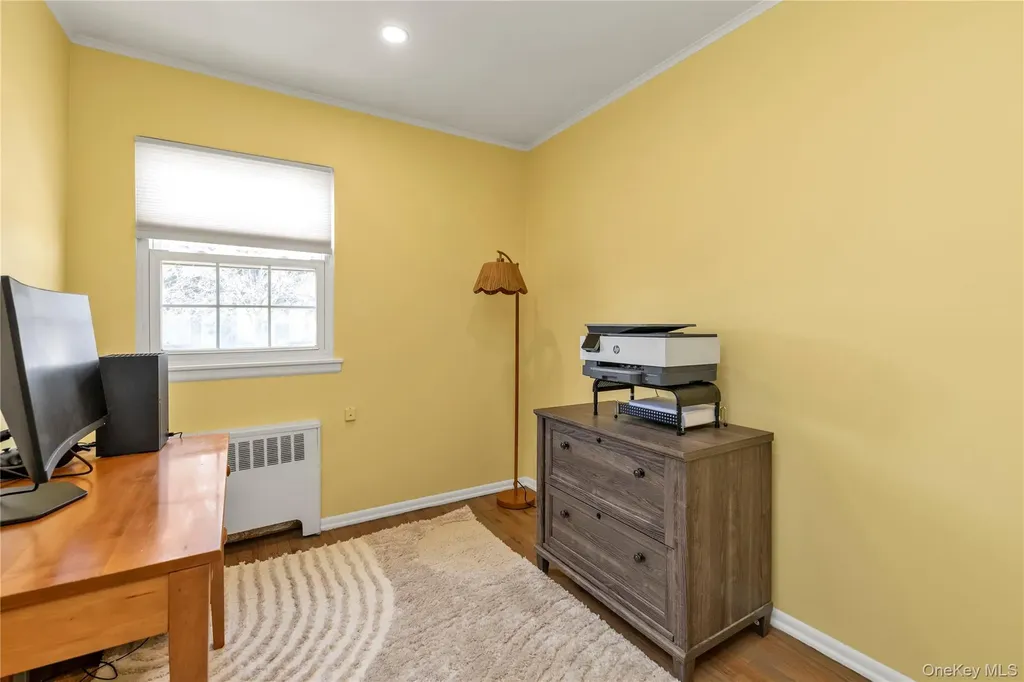8 E Gate Plainview NY 11803