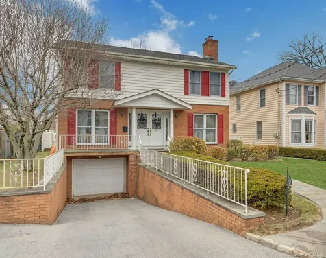 97 Bradley Road Scarsdale NY 10583