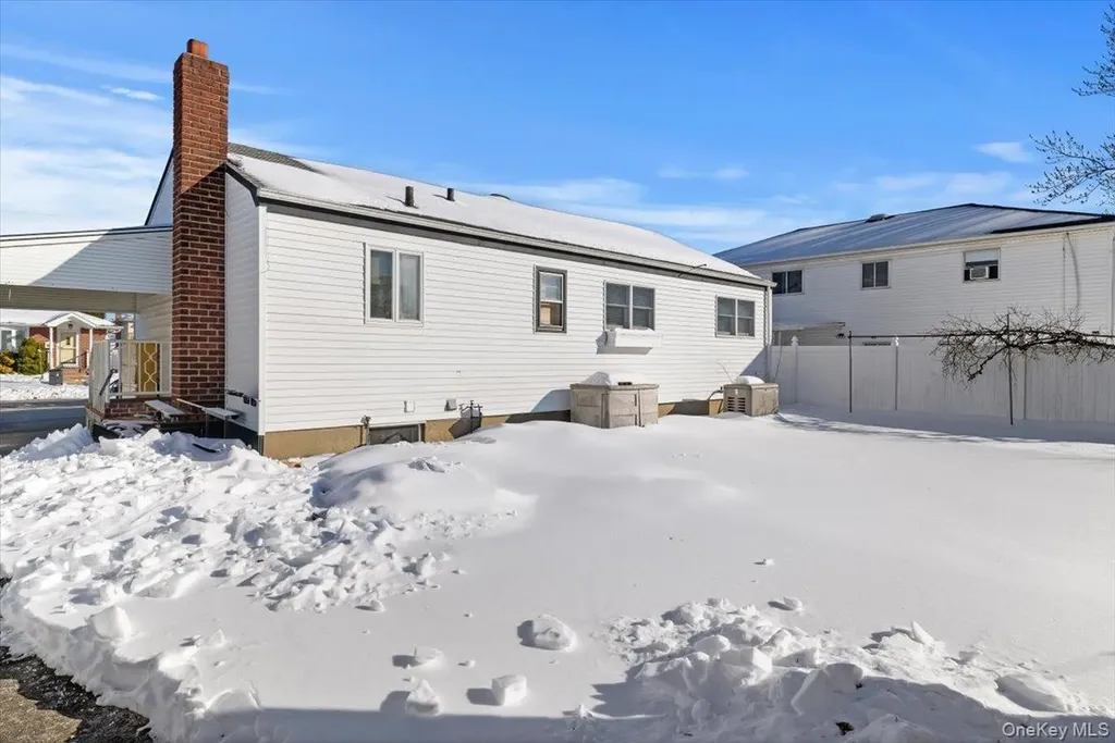 119 S 6th Street Bethpage NY 11714