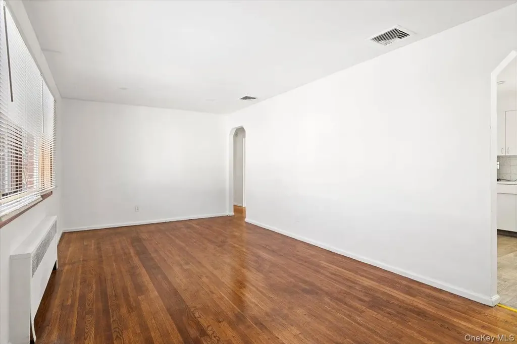 119 S 6th Street Bethpage NY 11714