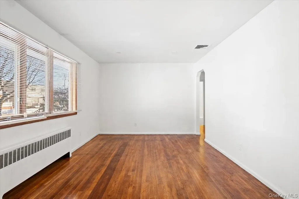 119 S 6th Street Bethpage NY 11714