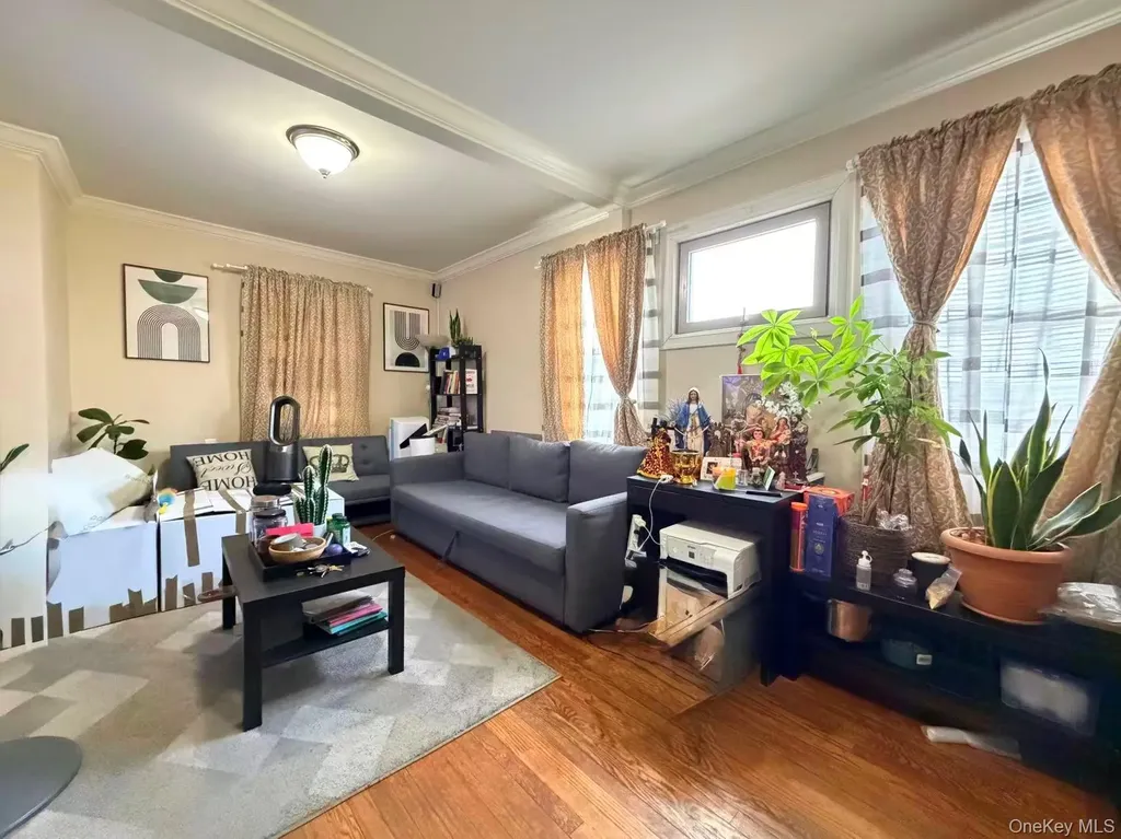 52-57 84th Street Elmhurst NY 11373
