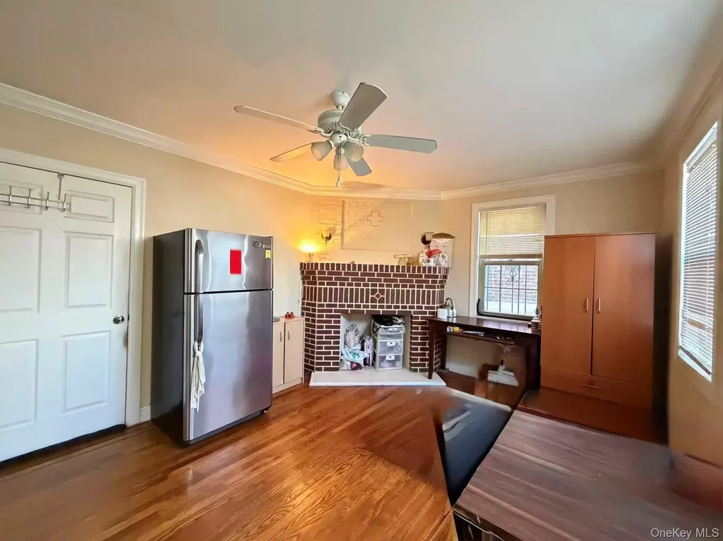 52-57 84th Street Elmhurst NY 11373