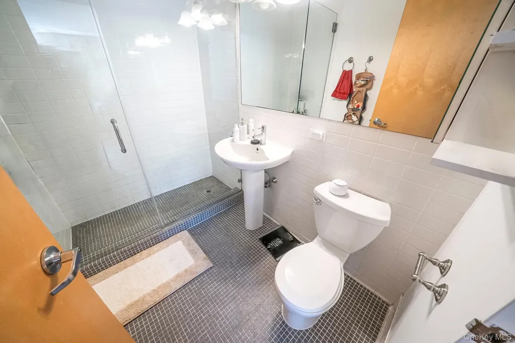475 Sterling Place Brooklyn NY 11238