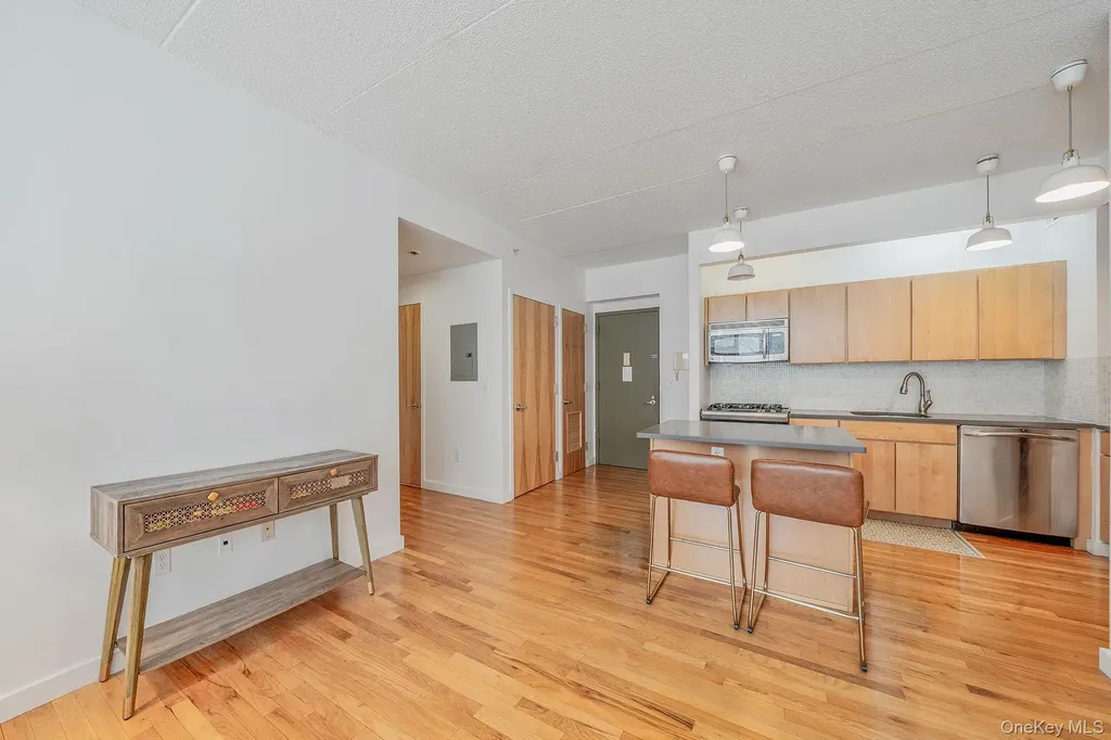475 Sterling Place Brooklyn NY 11238