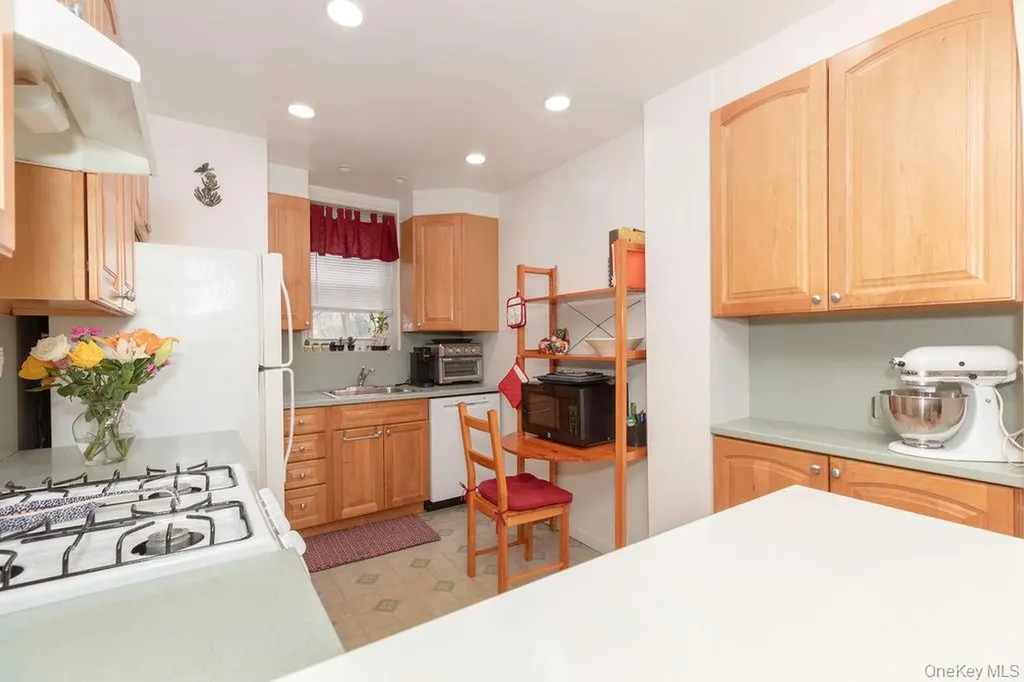 1328 Midland Avenue Bronxville NY 10708