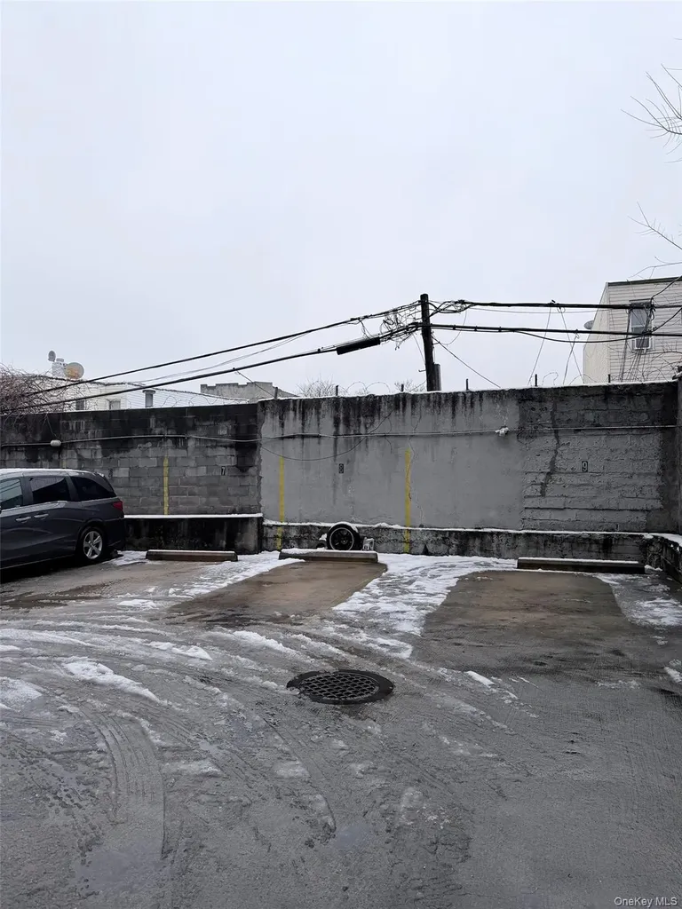 755 40th Street Brooklyn NY 11232