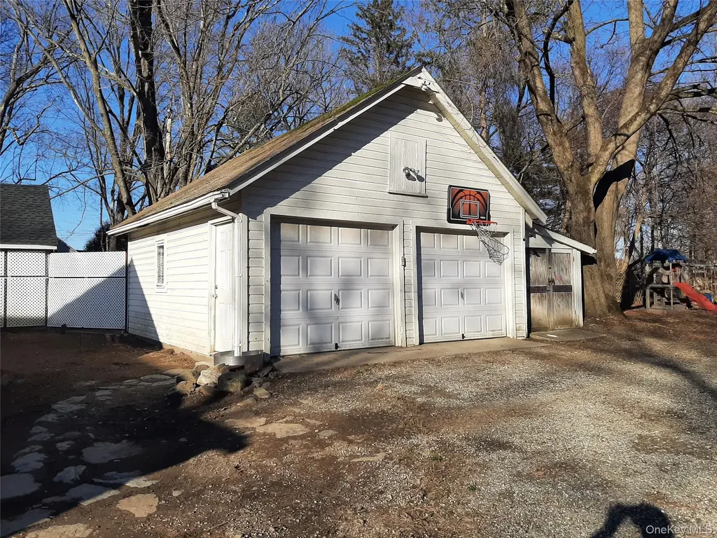 1288 Route 9g Hyde Park NY 12538