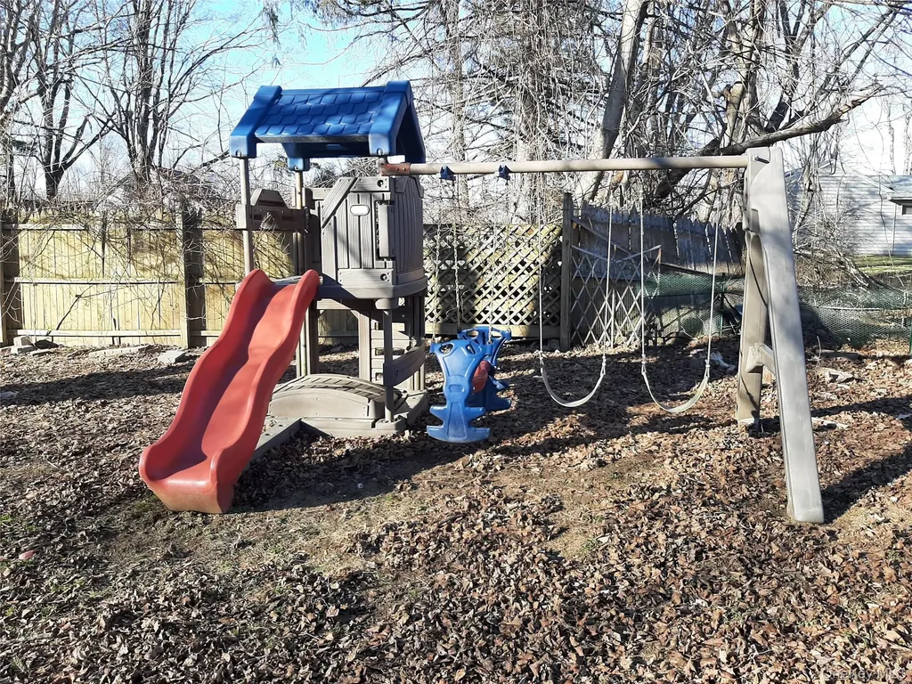 1288 Route 9g Hyde Park NY 12538