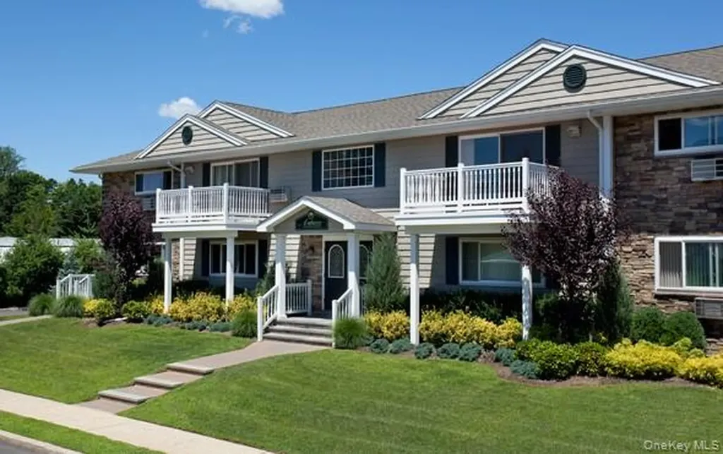45 Golden Avenue Deer Park NY 11729