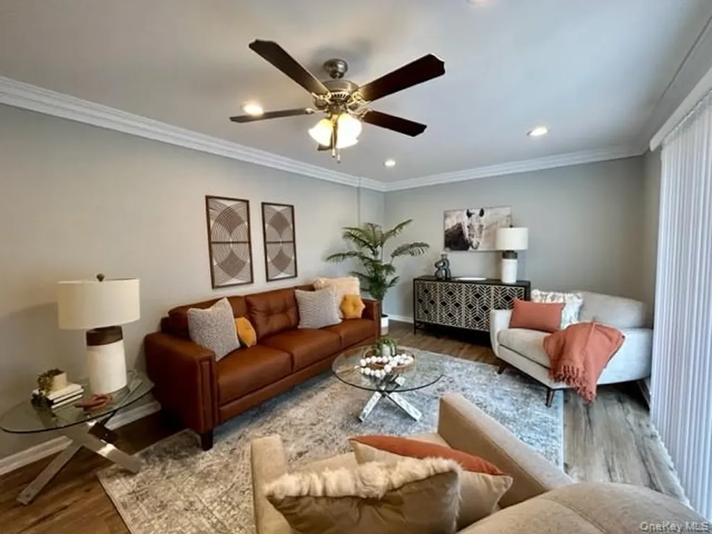 45 Golden Avenue Deer Park NY 11729