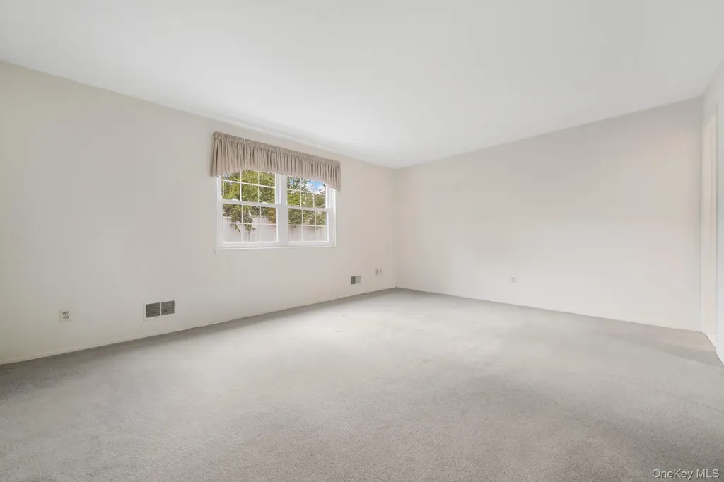 422 Somerset Drive Pearl River NY 10965